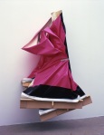 Angela de la Cruz 超大号超级杂乱，粉色与棕色Super Clutter XXL, Pink and Brown (2006)